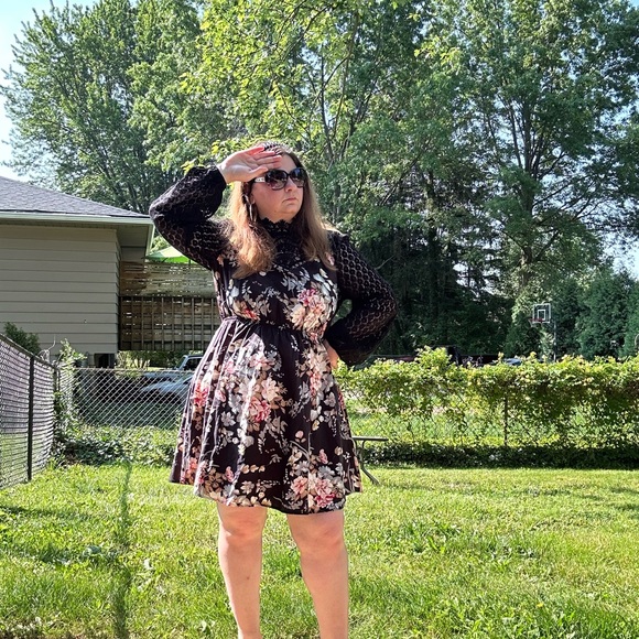 Meet your Posher, Kalene - Picture 4 of 4